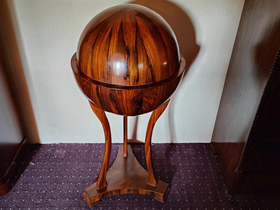 Globustisch Globusnähtisch Nuss in der Art des Biedermeier Klassizismus – Bild 6