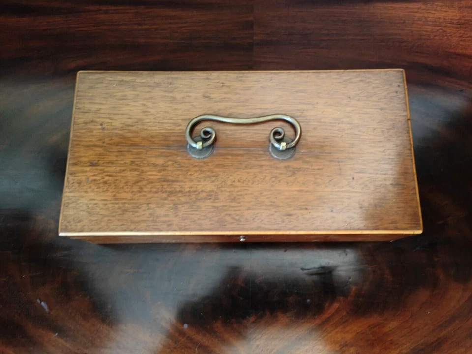 Biedermeier Schatulle Mahagoni Box antik Schmuckkästchen Holz – Bild 4