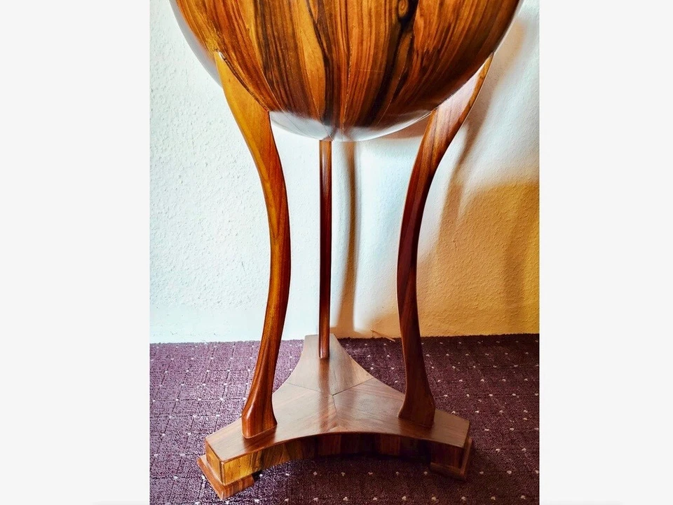 Globustisch Globusnähtisch Nuss in der Art des Biedermeier Klassizismus – Bild 9