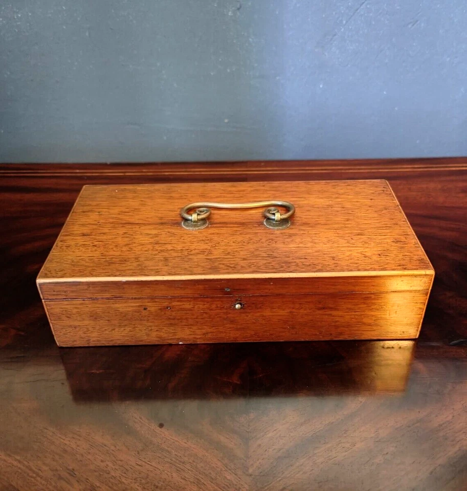 Biedermeier Schatulle Mahagoni Box antik Schmuckkästchen Holz