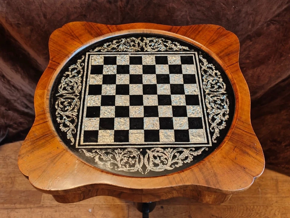 Spätbiedermeier Nähtisch Schachtisch mit Schachbrett Beistelltisch Nuss SELTEN! – Bild 3