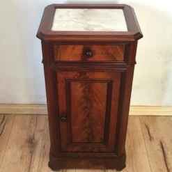 Biedermeier Nachtschränkchen kleiner Schrank in Mahagoni mit Marmor antik