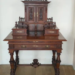 Gründerzeit Damensekretär Sekretär Schreibtisch in Nuss